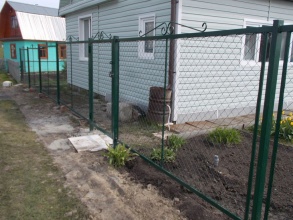 Забор из сетки рабицы в натяг секционный 15 метров фото в Талдоме