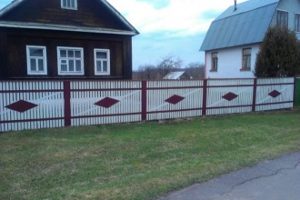 Забор из евроштакетника с забивными столбами 60 метров фото с установкой