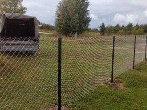 Забор из сетки рабицы в натяг 12 метров фото в Талдоме